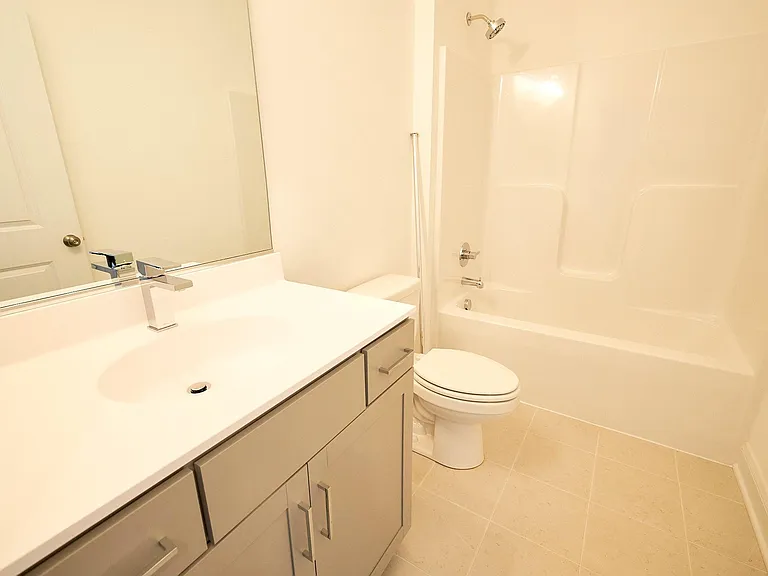 13868 Randolph Pond Ln — Photo 11