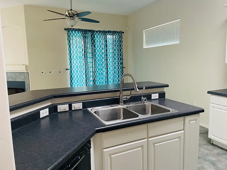 10417 S Avenger Ln — Photo 9