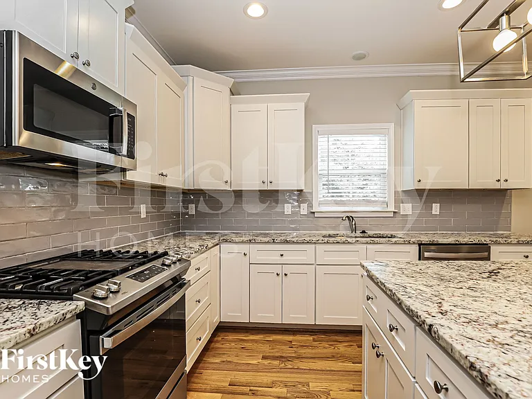 350 Prescott Dr — Photo 10