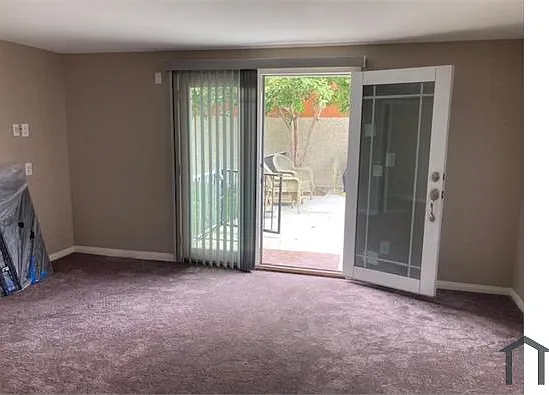 11248 Berendo Ave #STUDIO — Photo 7