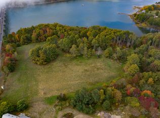 12 Robbins Rd, Belfast, ME 04915