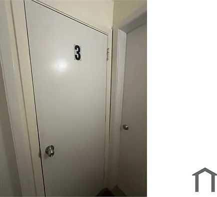 100 Earle Ave #3 — Photo 2