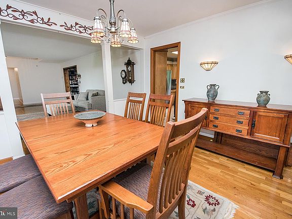 5th image of 136 Ellisdale Rd