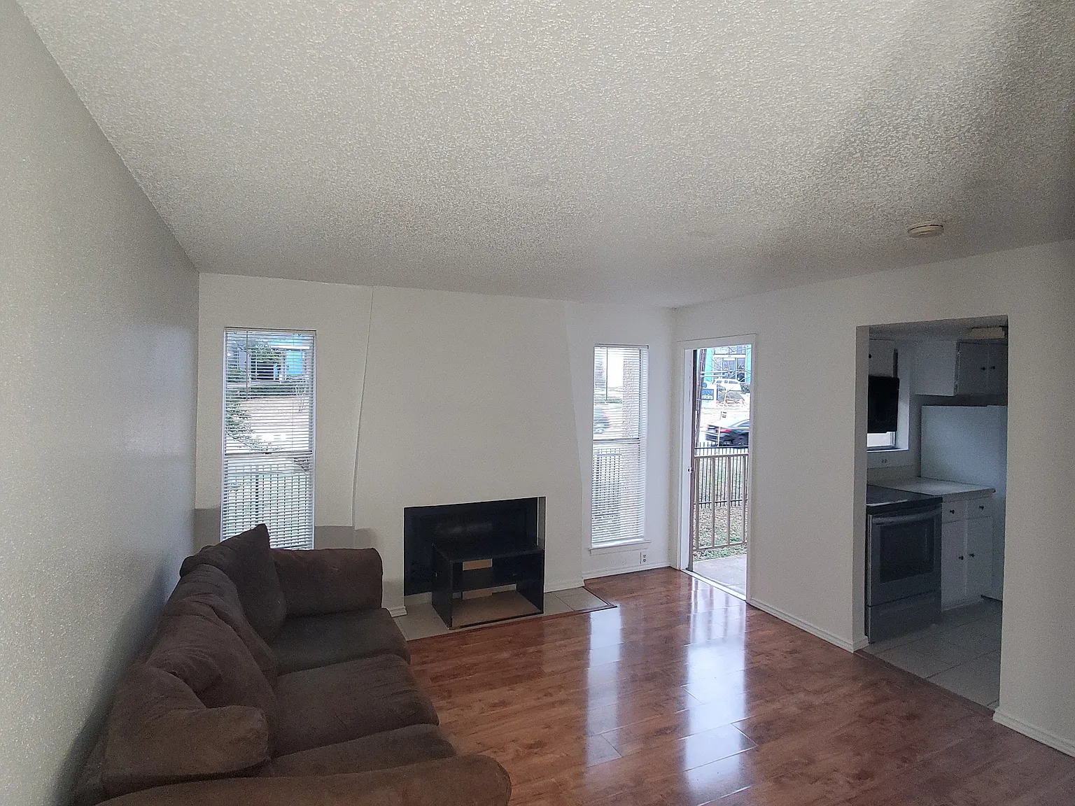 1 bed, 445 sqft, $950 — Photo 2
