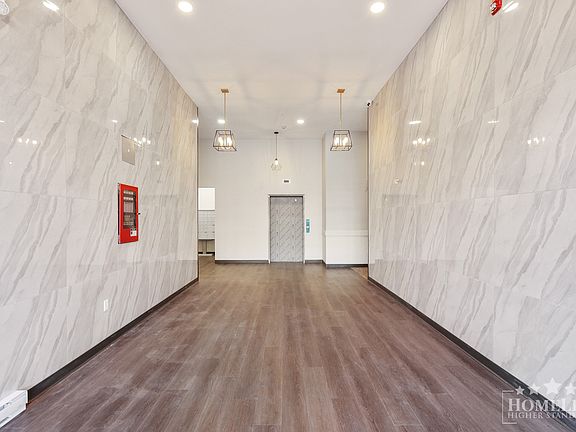 4th image of 14858 60th Ave #212
