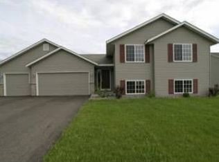 260 Pintail Dr, Hammond, WI 54015