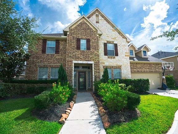 3rd image of 3615 Cameron Bluff Ln
