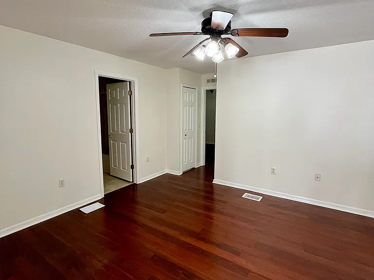 4083 Dover Terrace Dr — Photo 20