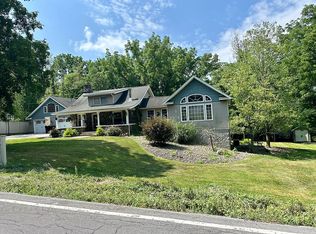 129 County Rte #22, Johnson, NY 10933