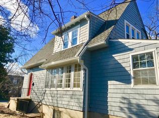 1309 N Glebe Rd ROOM 3, Arlington, VA 22207