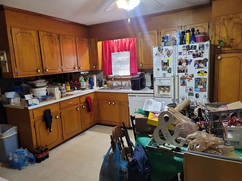 2nd image of 1505 Emory Ct