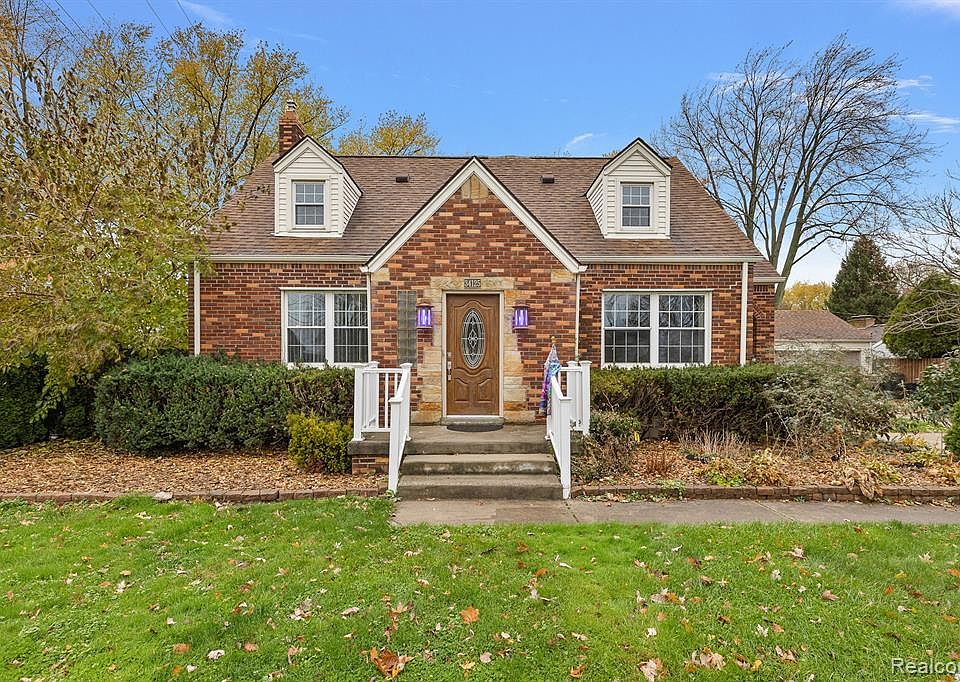 34125 Jefferson Ave, Saint Clair Shores, MI 48082 Zillow