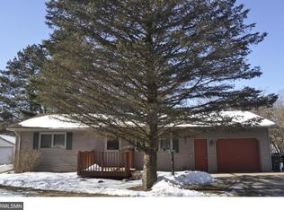 743 West St, Taylors Falls, MN 55084