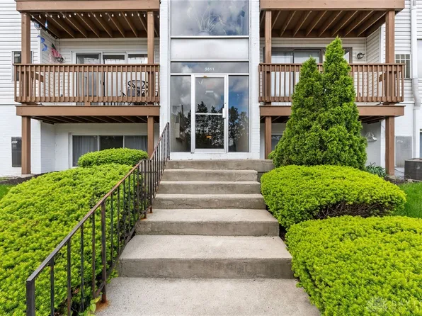 5611 Coach Dr E APT C, Dayton, OH 45440