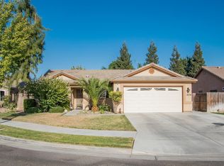 4034 S Creekside Ct, Visalia, CA 93277