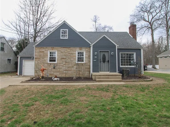 3628 Hopkins Rd, Youngstown, OH 44511