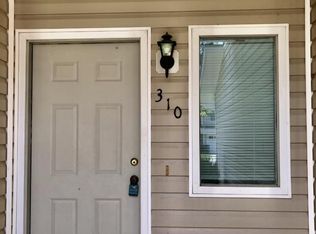 310 Candlebrook Dr, Enterprise, AL 36330