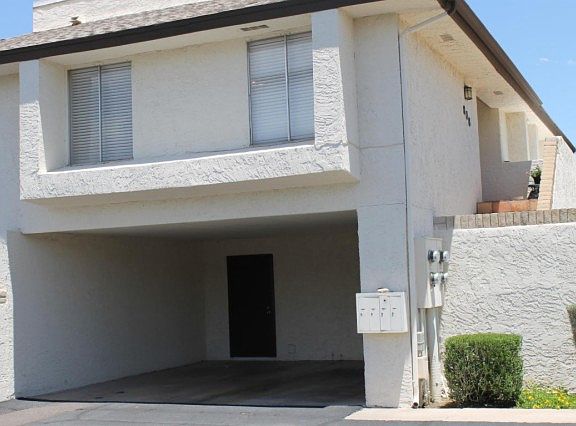 2nd image of 808 E Eugie Ave