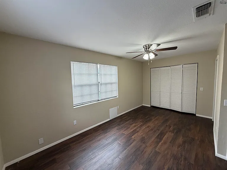 4130 Moffett Ave — Photo 9