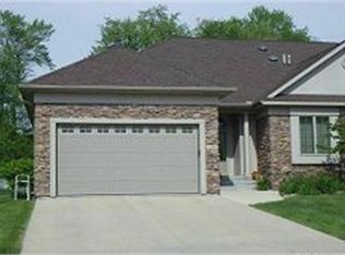 2180 Country Club Dr, Mason City, IA 50401