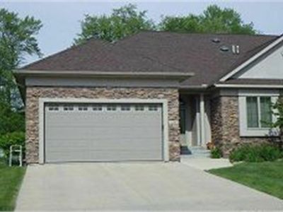 2180 Country Club Dr, Mason City, IA, 50401