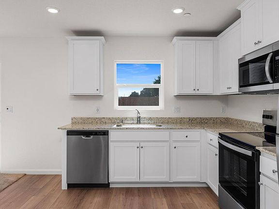 7th image of this home