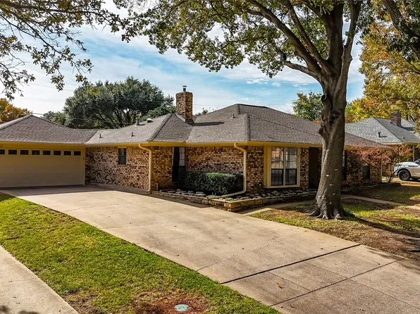 2626 Collard Rd, Arlington, TX 76017