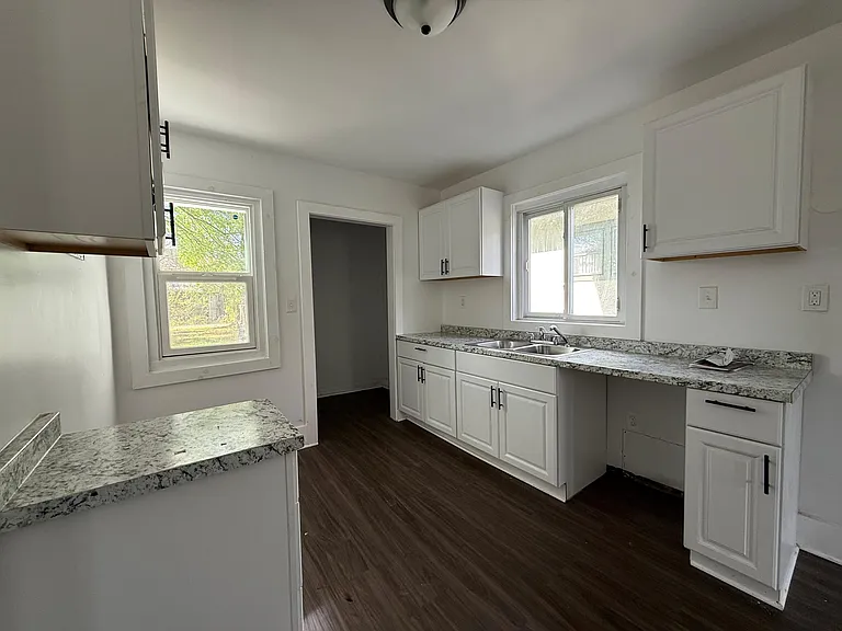 101 Colorado St #2 — Photo 23
