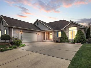 6017 Deerfield Rd, Racine, WI 53406