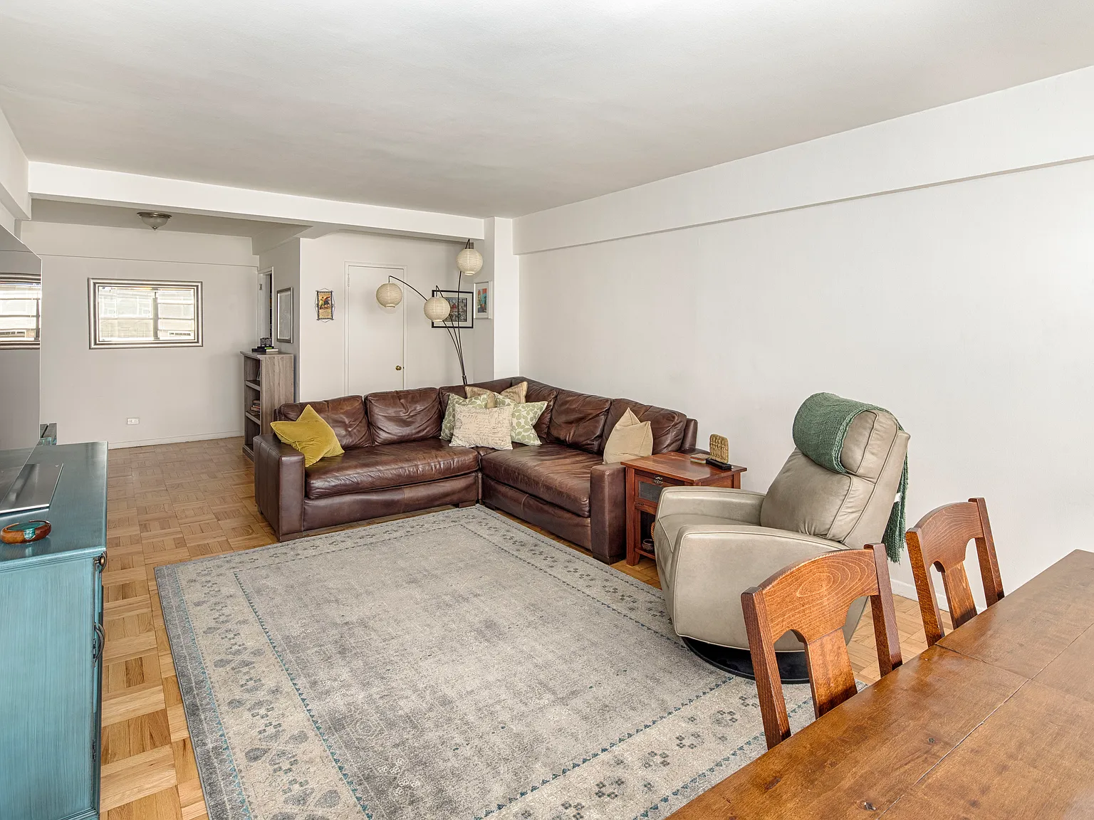 140 East 56th Street — Photo 2