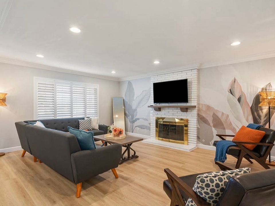 1st image of 2102 Eadbury Ave