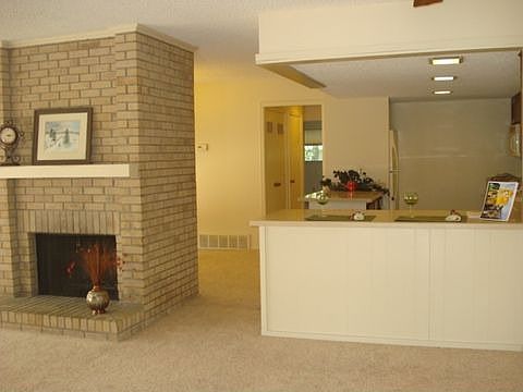 Living Rm adjoins Kitchen