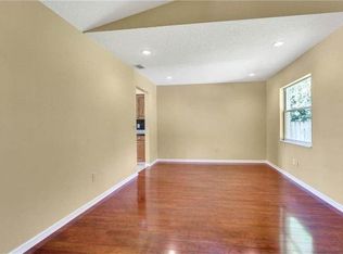1052 Long Branch Ln, Oviedo, FL 32765