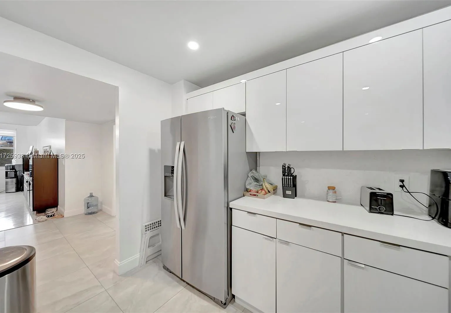 3 bed, 2.5 bath, 1780 sqft, $4,500 — Photo 2
