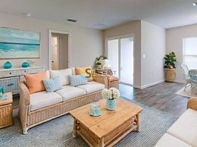 1 Rosecroft Ln, Palm Coast, FL