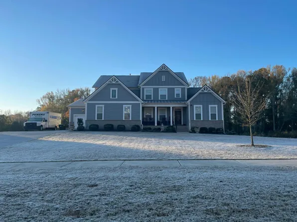 75 Hutton Dr, Newnan, GA 30263