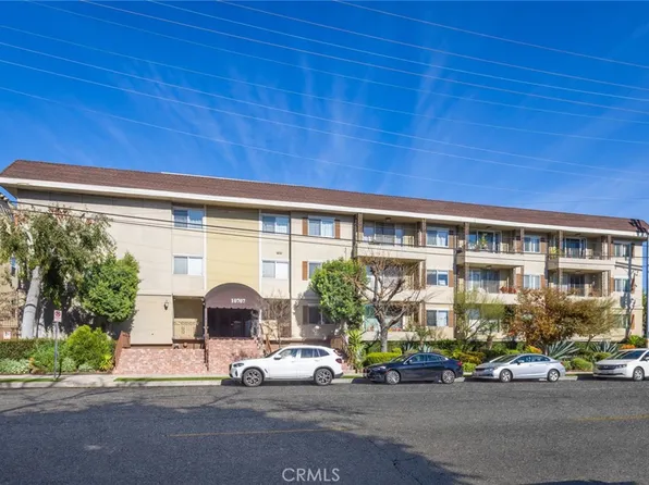 10707 Camarillo St APT 111, North Hollywood, CA 91602