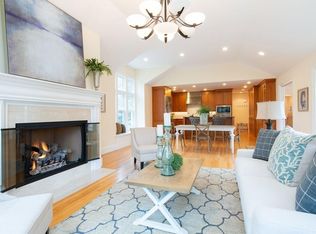 12 Ridgehurst Cir, Weston, MA 02493