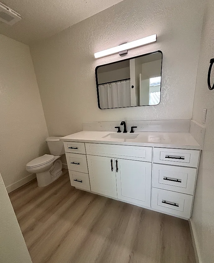 2 bed, 850 sqft, $2,795 — Photo 3