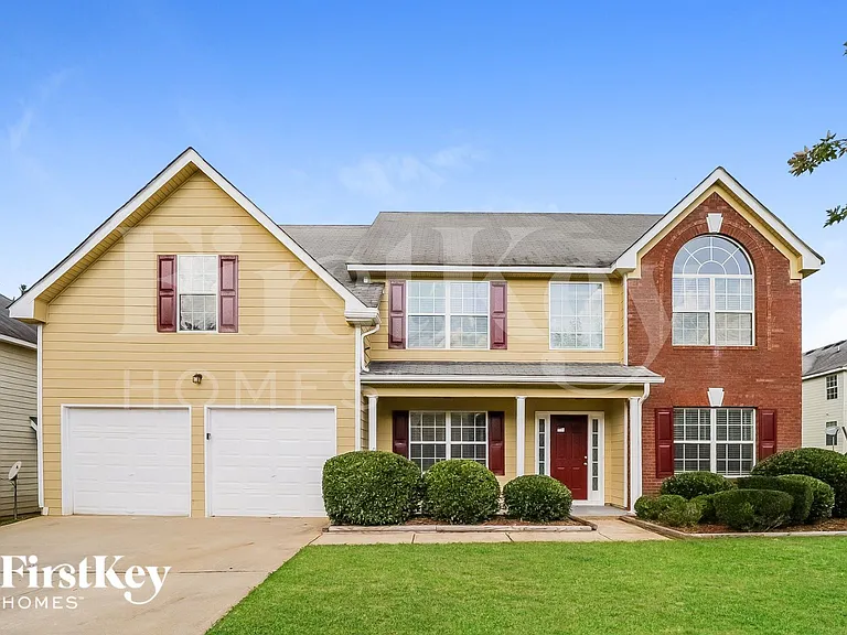 5719 Graywind Trl — Photo 1
