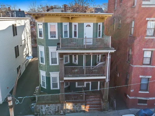 46 Glendale St, Dorchester, MA 02125