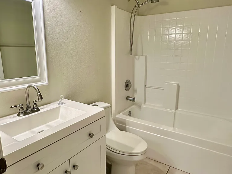125 Whippoorwill Dr — Photo 16