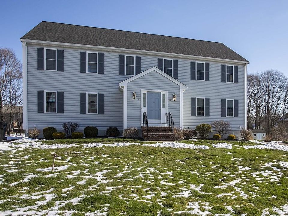 1st image of 15 Oak Meadow Pl