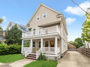 695 Hope St FLOOR 1, Providence, RI 02906