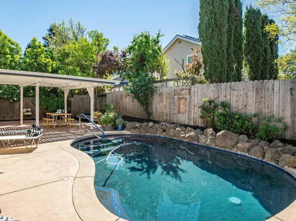 778 Oak Brook Drive, Vacaville, CA 95687