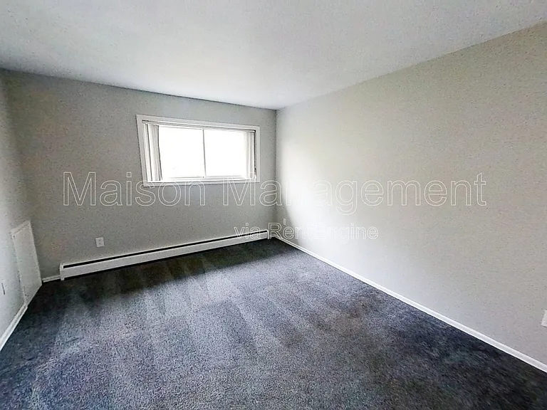 721 Cedarwood — Photo 15
