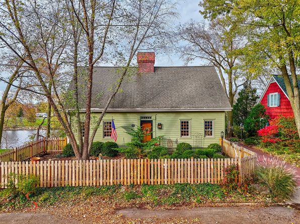 524 Chapel St, Ottawa, IL 61350
