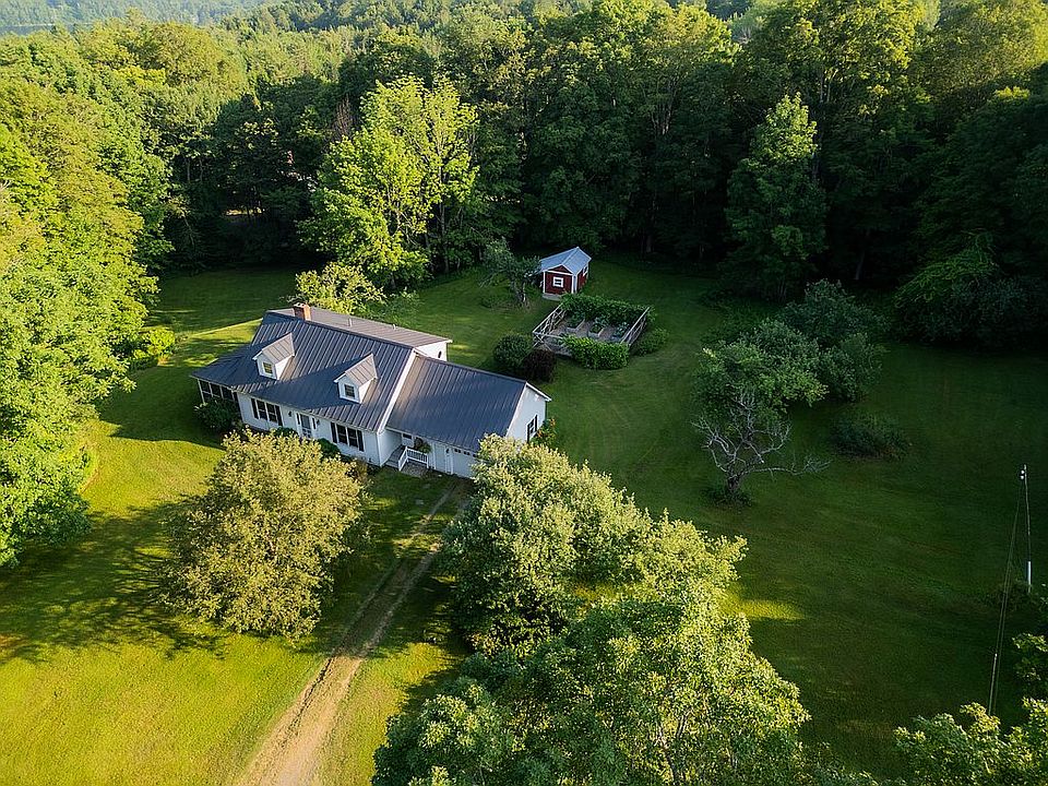 1st image of 429 Bayne Comolli Rd