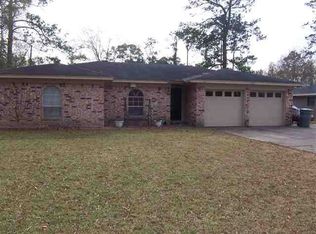 5335 McAnelly Dr, Beaumont, TX 77708