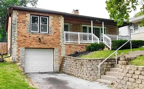 3808 N 48th St Photo 1